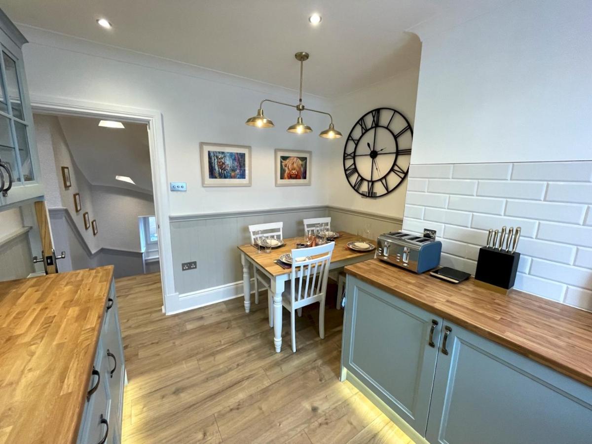 Pass The Keys Beautifully Presented 3Br Luxury Apartment Kirkcudbright Bagian luar foto
