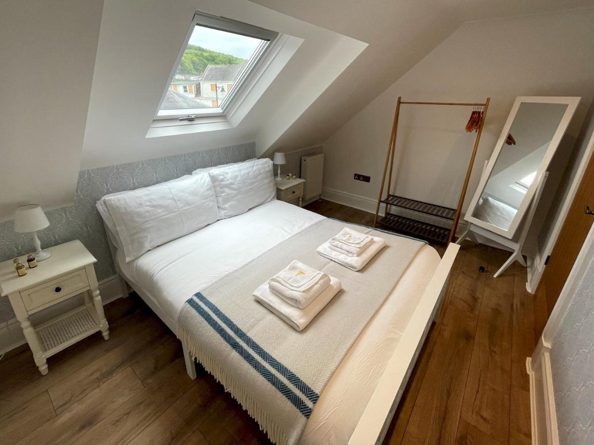 Pass The Keys Beautifully Presented 3Br Luxury Apartment Kirkcudbright Bagian luar foto