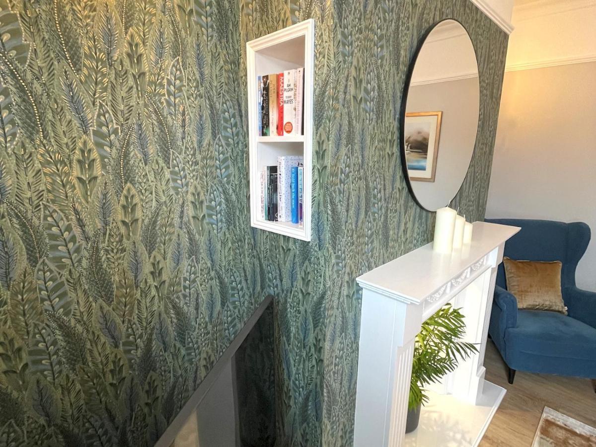 Pass The Keys Beautifully Presented 3Br Luxury Apartment Kirkcudbright Bagian luar foto